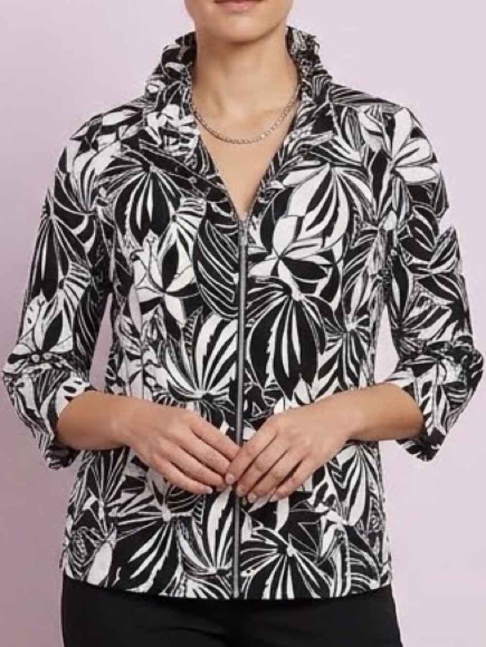 Zenergy by Chico’s Tropical Print Full Zip Jacket Black & White Size Medium